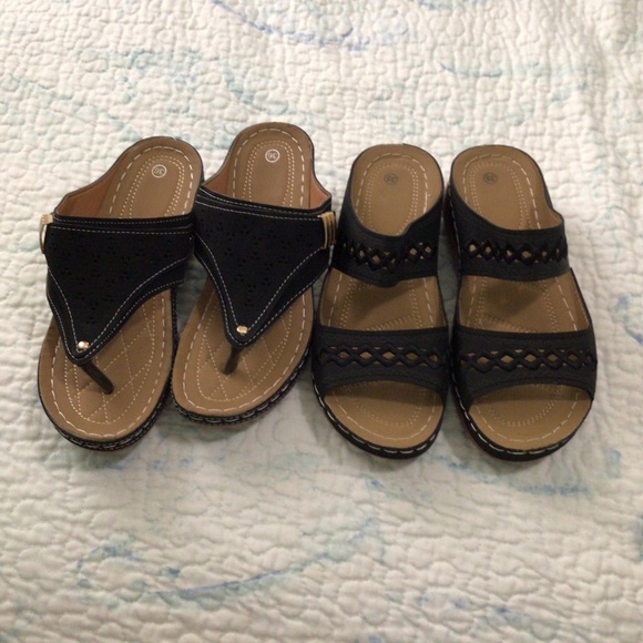 NWOT Women’s Blue Sandals and Black Sandals - Picture 1 of 6